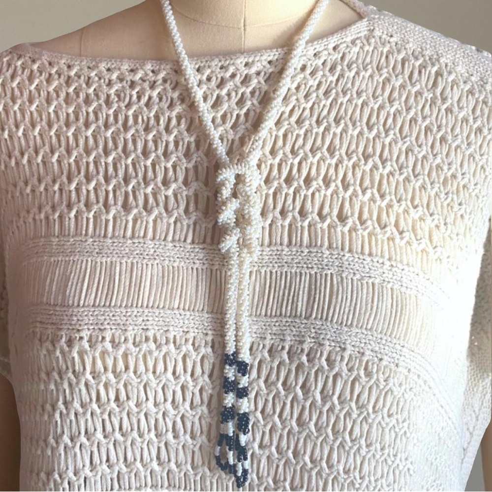 Elegant Lariat Beaded Rope Necklace in Black and Ivory